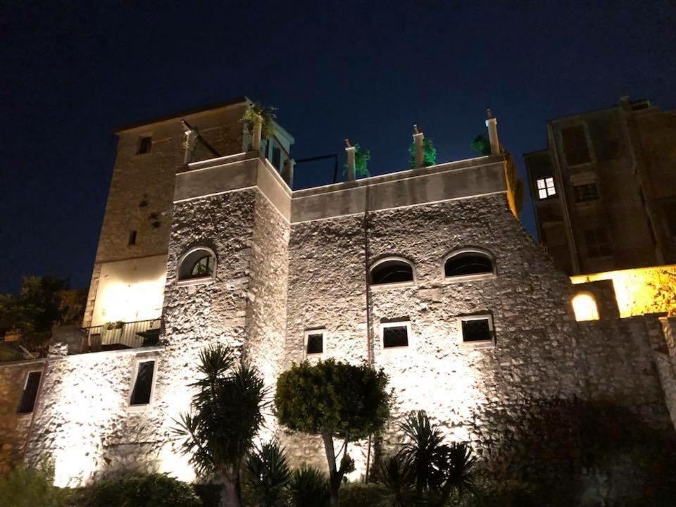Torre Caetana Panzió Minturno Kültér fotó
